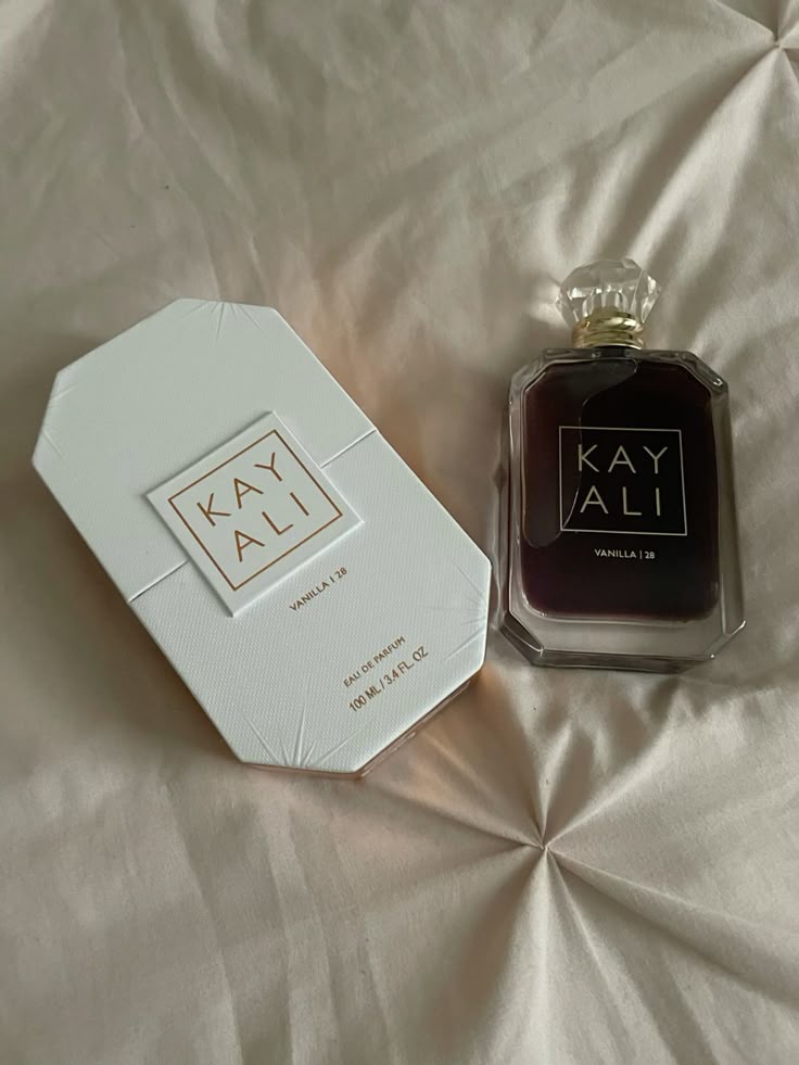 KAYALI | Vanilla 28 - 100ml